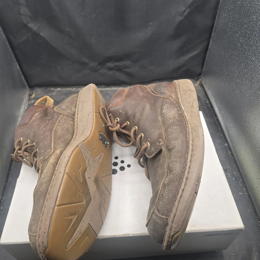 Justin Boots‎ Distressed Brown Chukka Boots